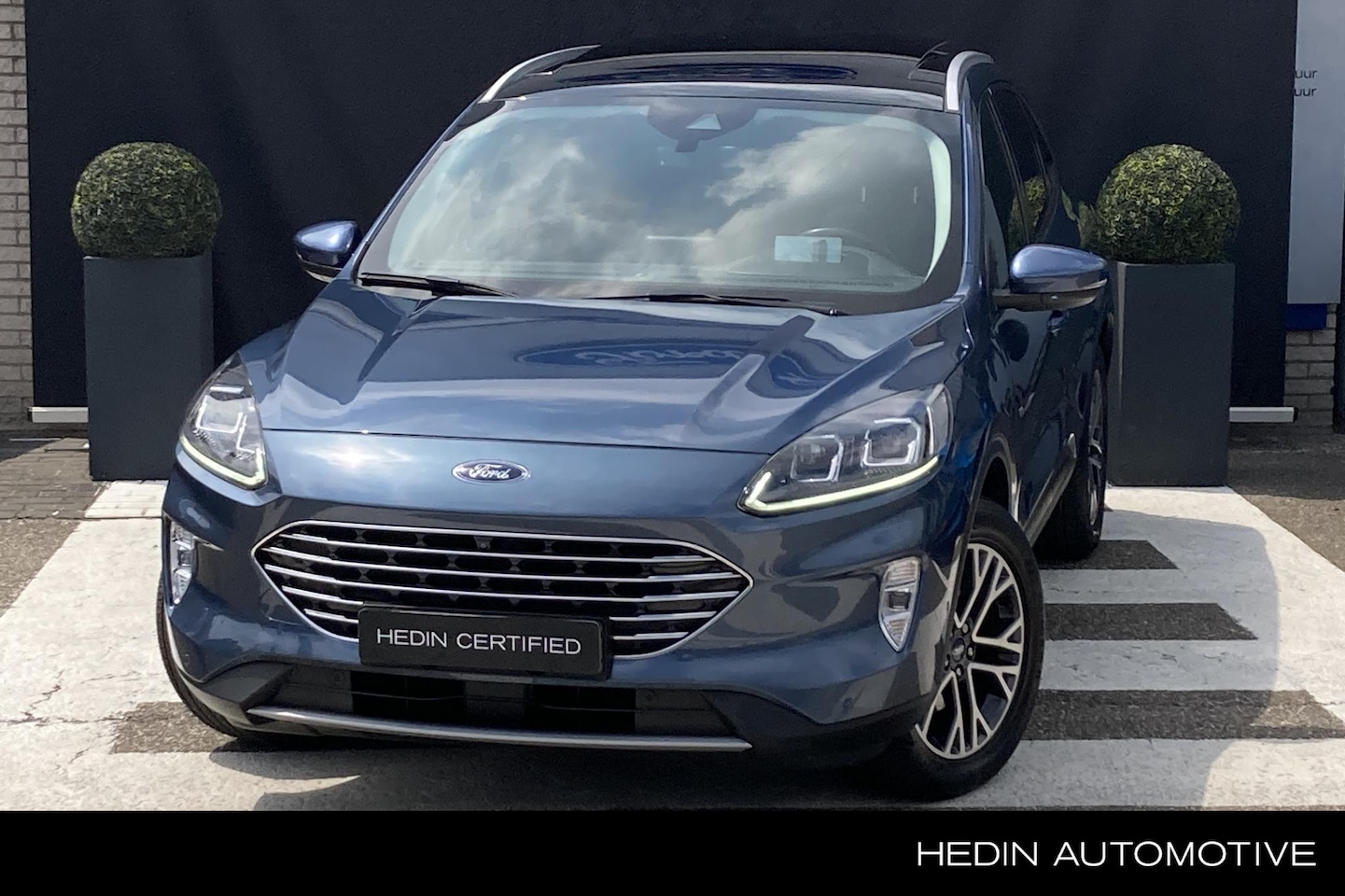 Ford Kuga - 2.5 PHEV Titanium X | Panoramadak | Winterpack | Head Up Display - AutoWereld.nl