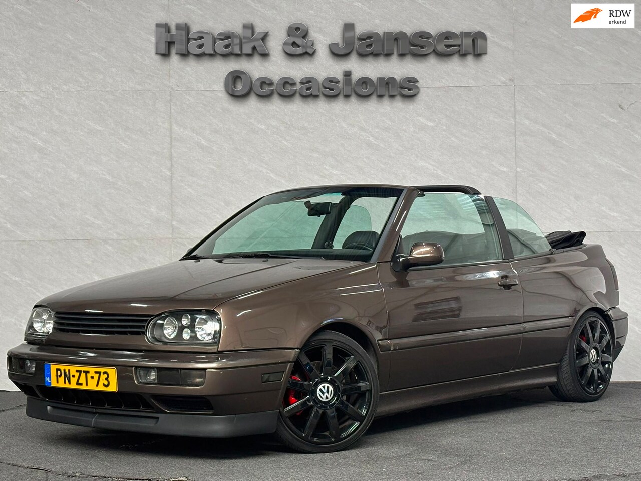 Volkswagen Golf Cabriolet - 1.8 - Leder - Elektrische dak - AutoWereld.nl