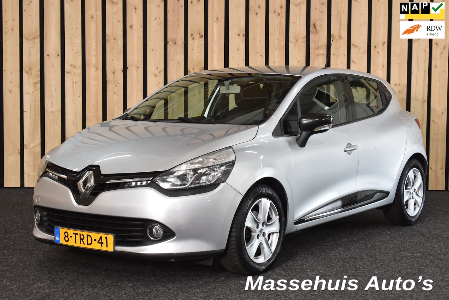Renault Clio - 0.9 TCe Expression Trekhaak Dealer auto Airco Cruise Navi + Nwe APK - AutoWereld.nl
