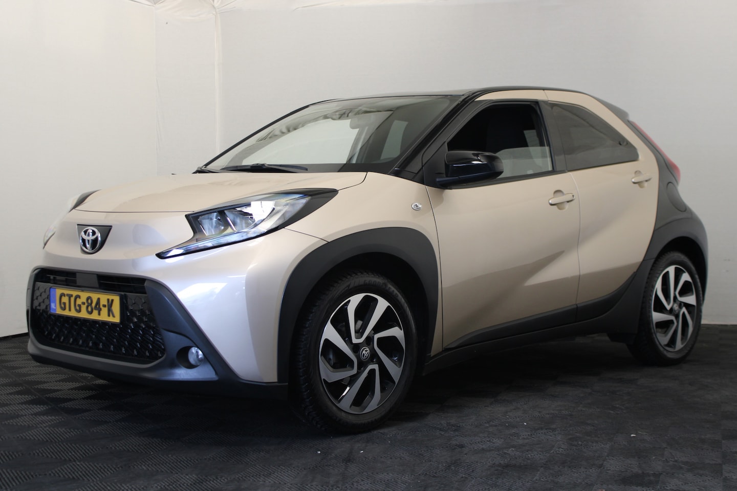 Toyota Aygo X - 1.0 VVT-i MT Pulse |Camera|Stoelverw.| - AutoWereld.nl