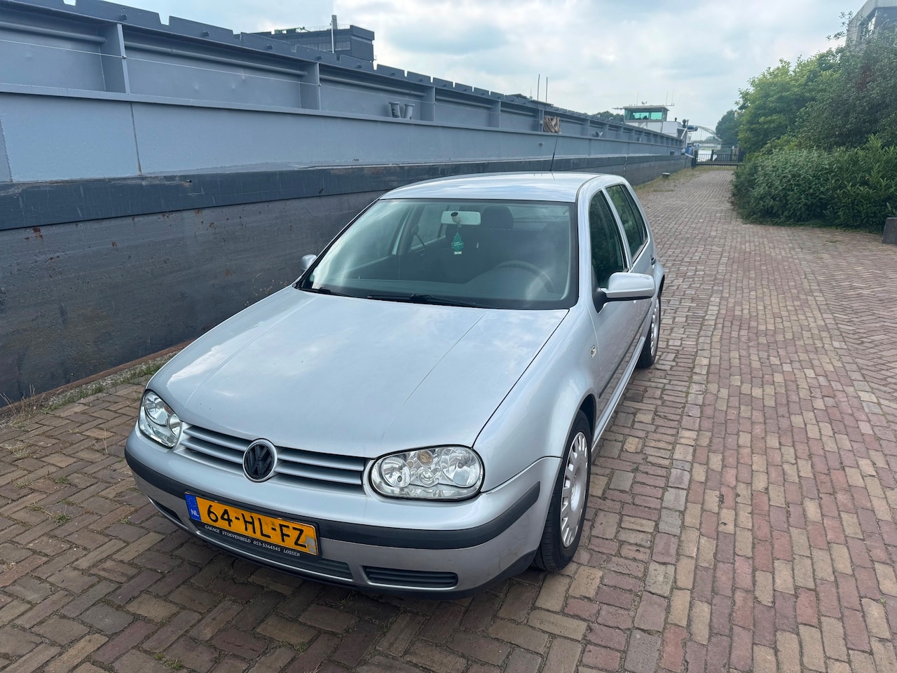 Volkswagen Golf - 1.6 Trendline - AUT - AIRCO - APK TOT 16-06-2027 - AutoWereld.nl