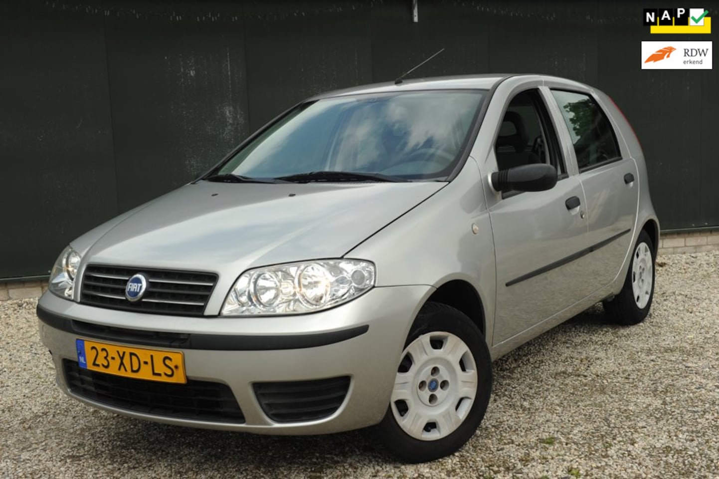 Fiat Punto - 1.2 Active/AIRCO/ABS/CENTL/STB/IHV/ 52000 KM NAP/ - AutoWereld.nl