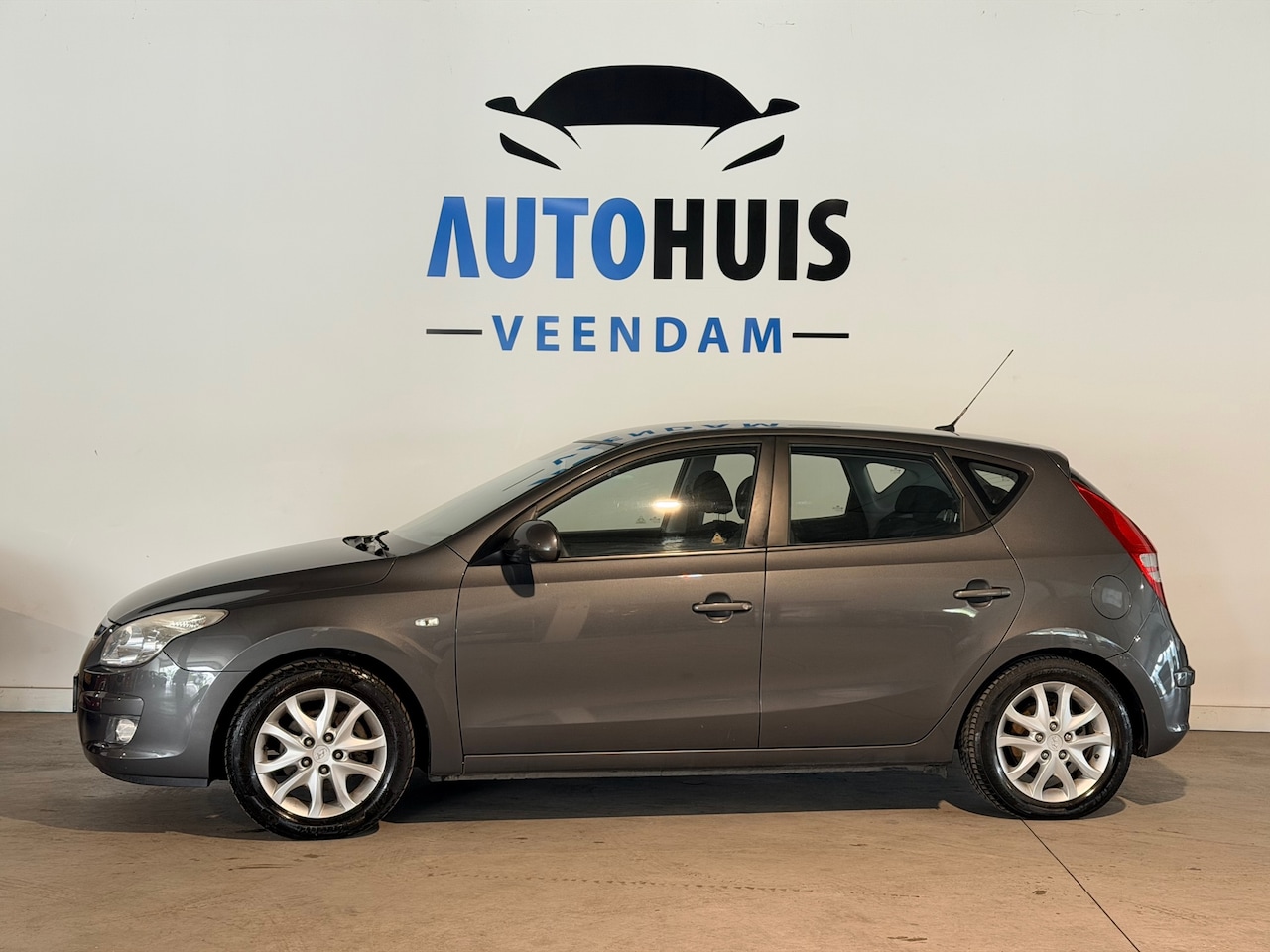 Hyundai i30 - 1.6i Dynamic Luxe 1.6i Dynamic Luxe - AutoWereld.nl