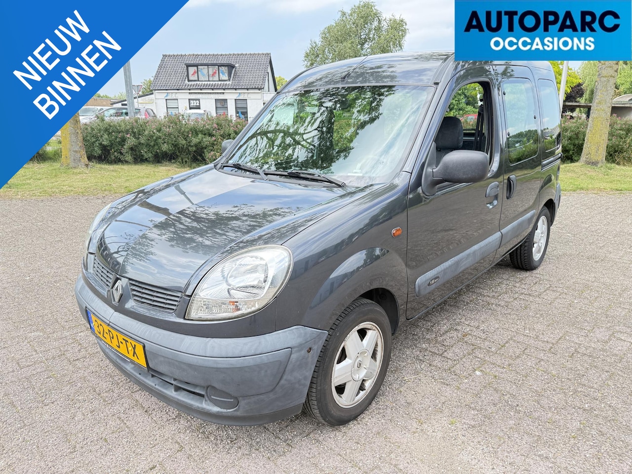 Renault Kangoo - 1.6-16V Privilège 1.6-16V Privilège , 96.495 KM NAP, APPLE CARPLAY, ELECTR RAMEN, CENTRALE DEURVERGRENDELING - AutoWereld.nl