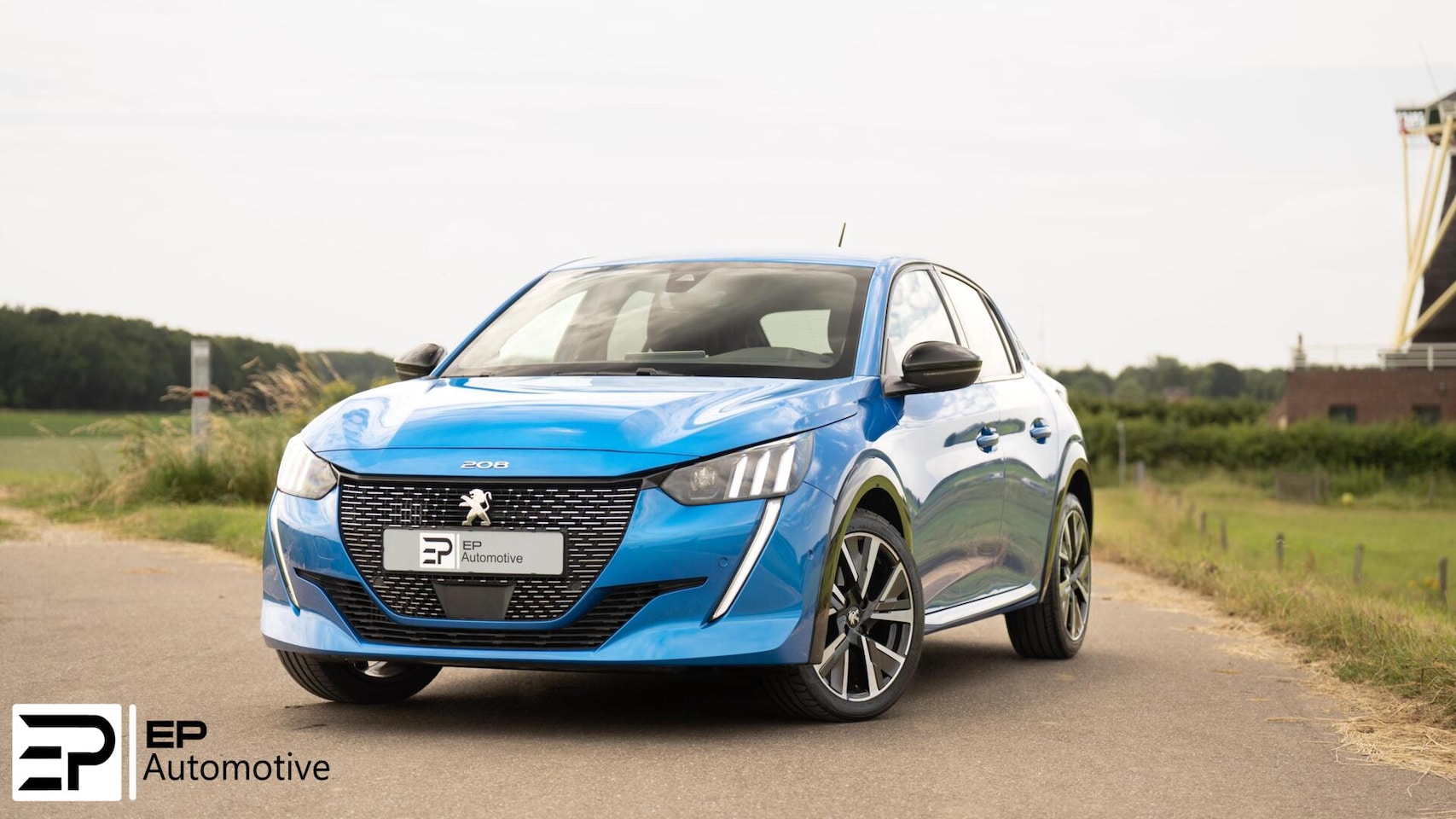 Peugeot 208 - 1.2 GT|Trekhaak|LED|Carplay|Camera|17"|Dodehoek| - AutoWereld.nl