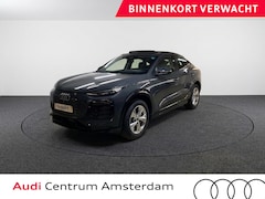 Audi Q6 Sportback e-tron - edition 83 kWh 252 pk | SOH 97, 82% | Panoramadak | Trekhaak (wegklapbaar) | Verlengde gar