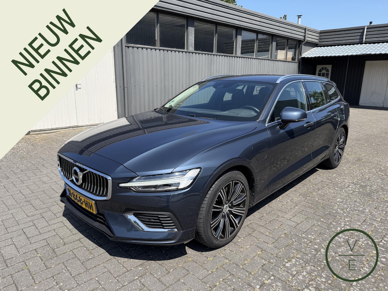 Volvo V60 - 2.0 T6 Twin Engine AWD Inscription | Memory | Camera | BTW | - AutoWereld.nl