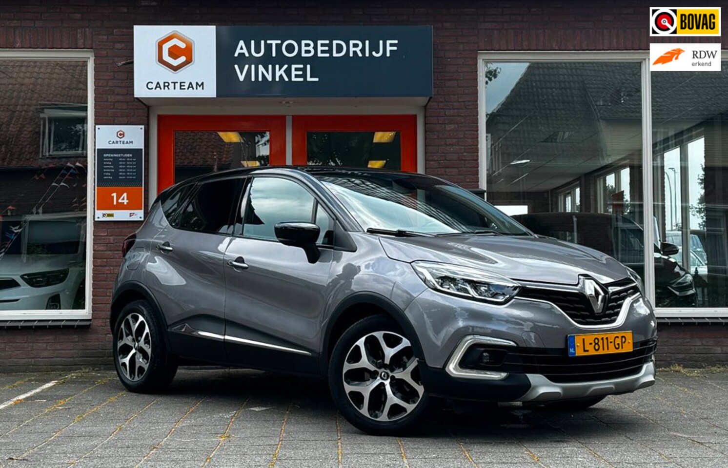 Renault Captur - 1.3 TCe Intens *PanoDak*ParkSen*Carplay*Navi* - AutoWereld.nl