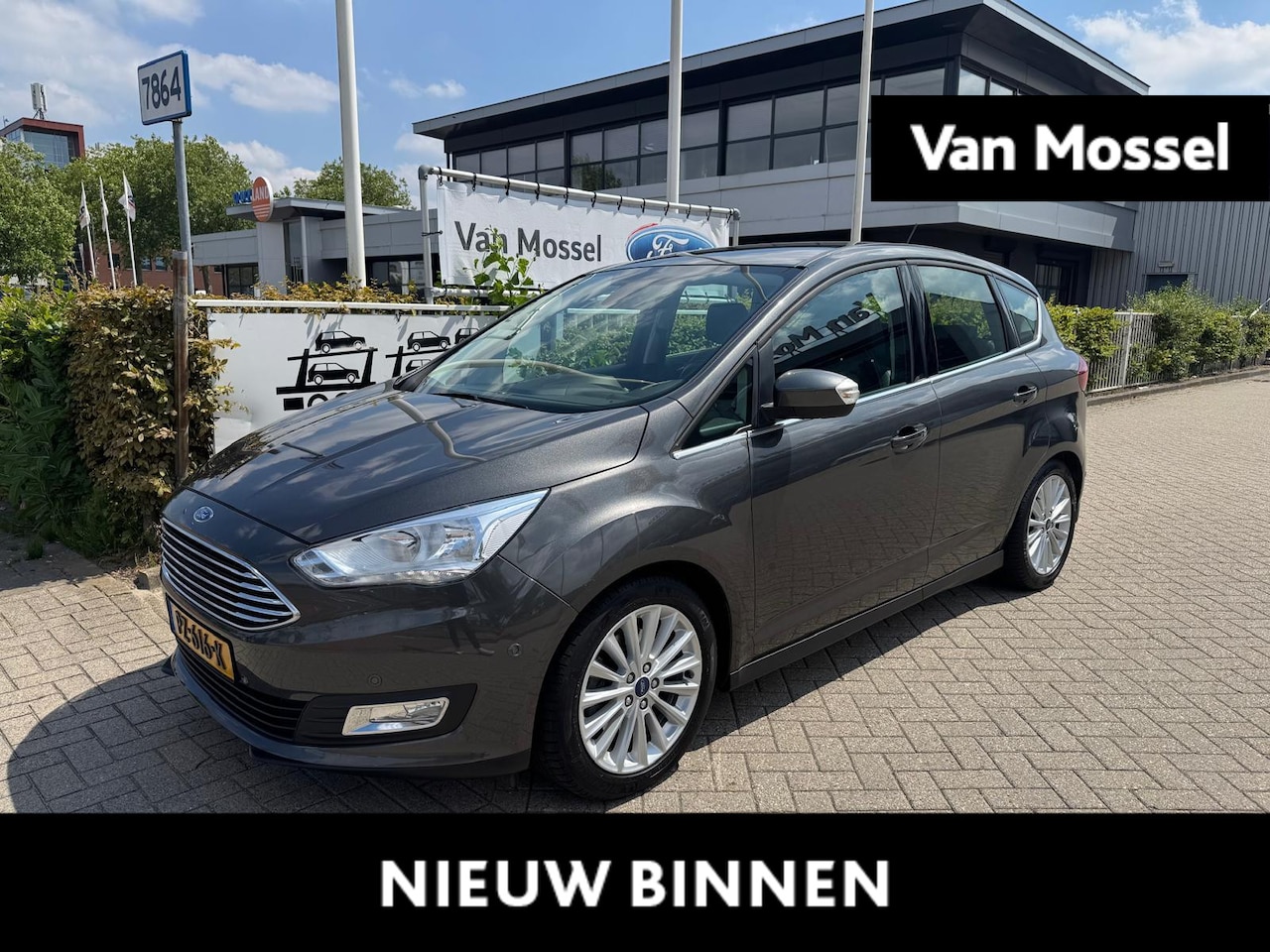 Ford C-Max - 1.5 Titanium Automaat | 150pk | Lederen bekleding | Elektr. Wegklapbare Trekhaak | Stoelve - AutoWereld.nl