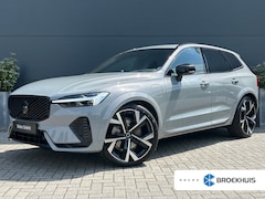 Volvo XC60 - 2.0 T8 Plug-in hybrid AWD Ultra Black Edition Exec | Luchtvering | Bowers&Wilkins | HUD |