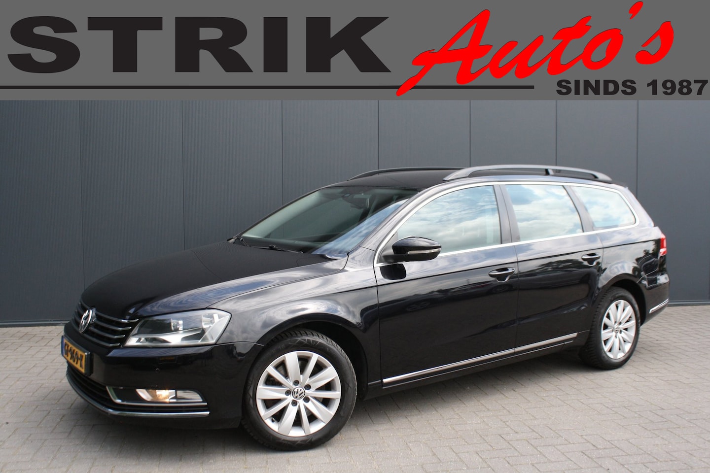 Volkswagen Passat Variant - 1.6 TDI EURO 5 Highline BlueMotion - NAVIGATIE - 2 x PDC - TREKHAAK - AutoWereld.nl