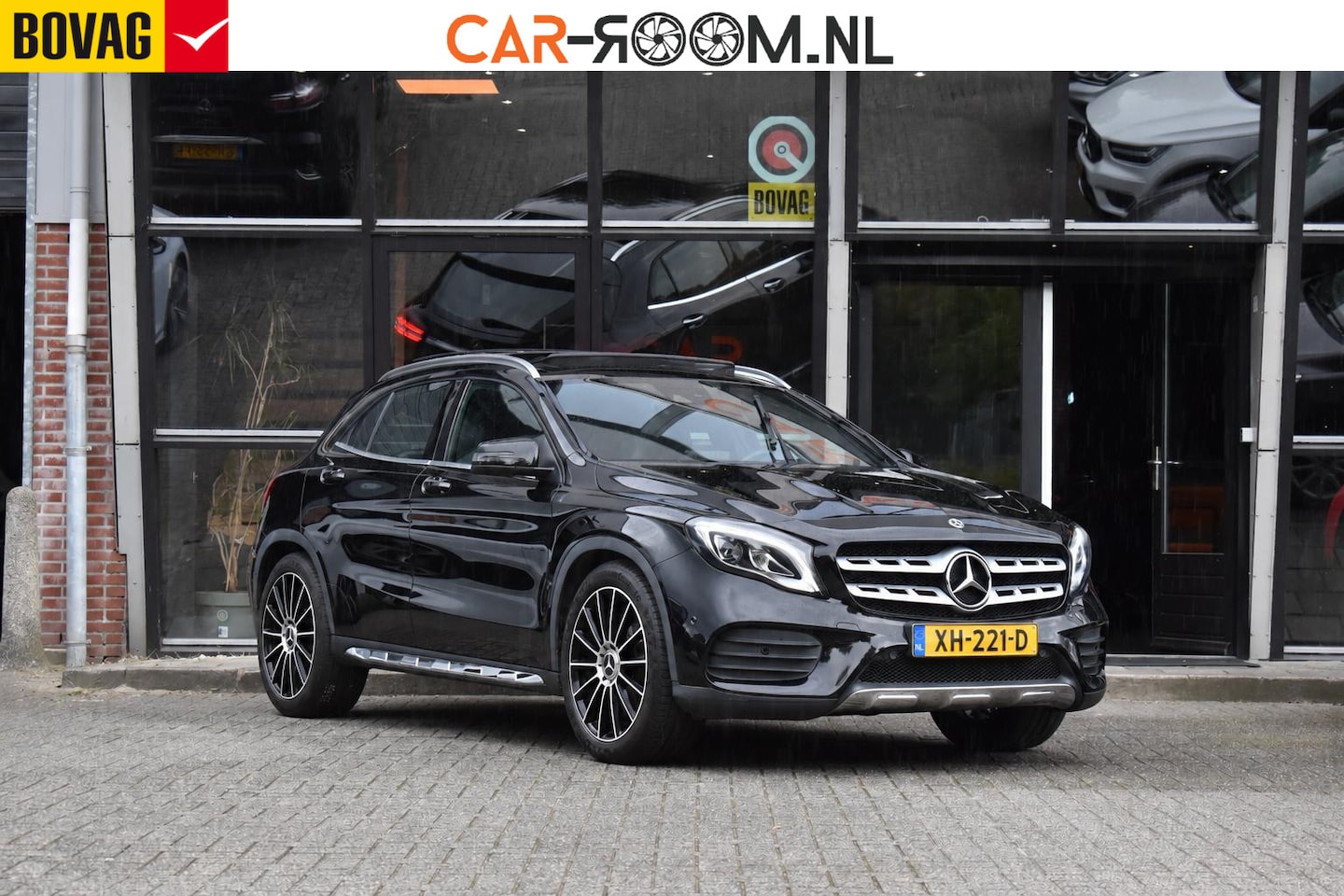 Mercedes-Benz GLA-Klasse - 180 Business Solution AMG Pano Keyless Camera - AutoWereld.nl
