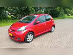 Toyota Aygo - 1.0-12V Now Airco / Apk 06-27