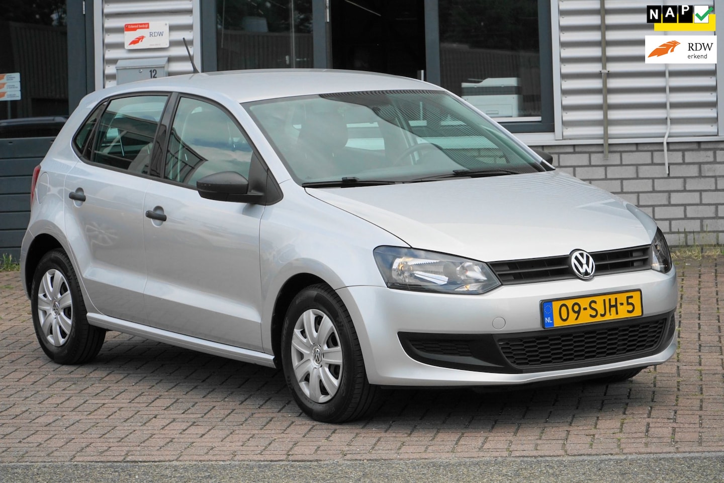 Volkswagen Polo - 1.2 Easyline EERSTE EIGENAAR - AutoWereld.nl
