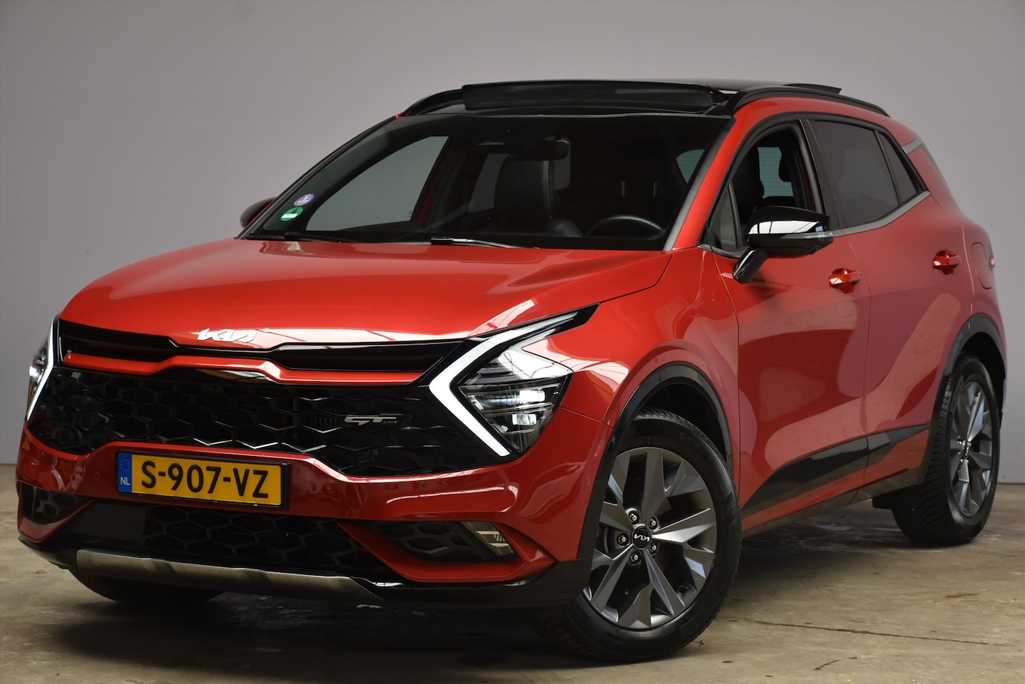 Kia Sportage - 1.6 T-GDi 230pk Hybrid AT6 GT-PlusLine - AutoWereld.nl
