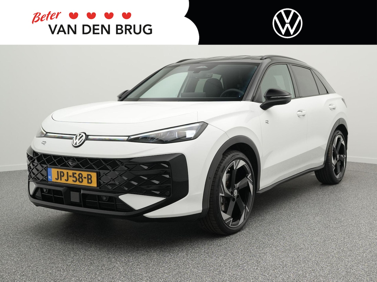 Volkswagen T-Roc - R-Line First Edition 1.5 eTSI 150 PK | 360' camera | Black Style | Elek. achterklep | 20 i - AutoWereld.nl
