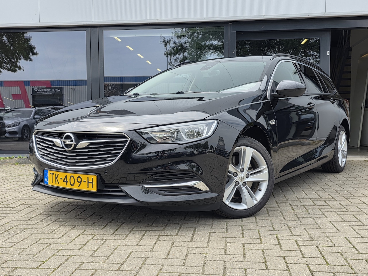 Opel Insignia Sports Tourer - 1.5 Turbo Online Edition + COMFORTSTOELEN + CAMERA + KLIMA - AutoWereld.nl