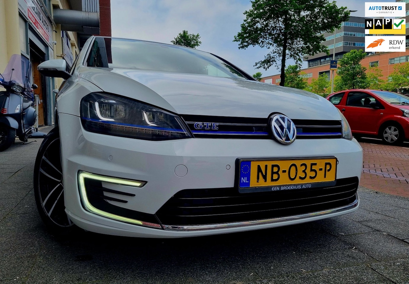 Volkswagen Golf - 1.4 TSI GTE Dealer Onderhouden - AutoWereld.nl