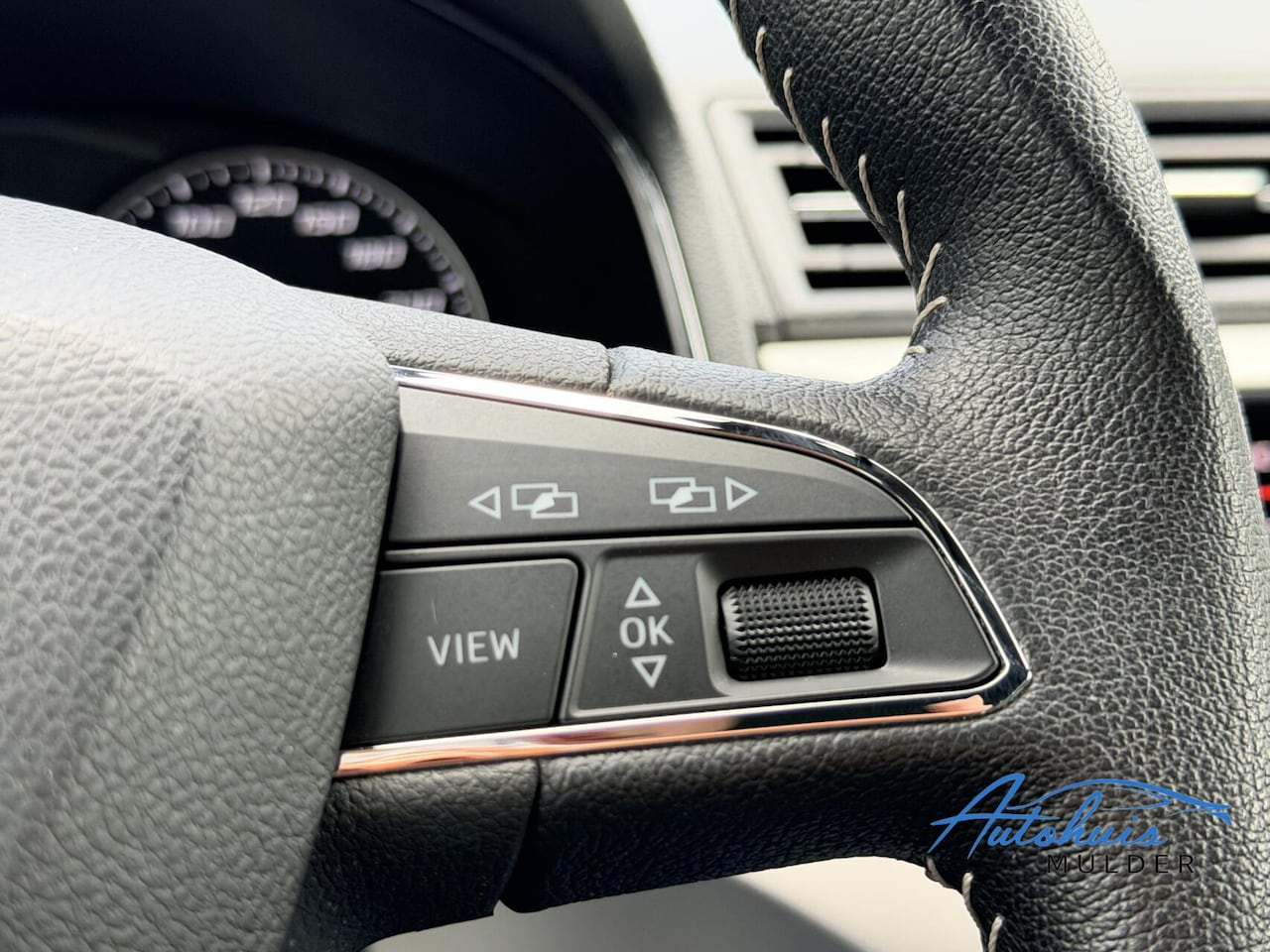 SEAT Arona - 1.0 TSI Xcellence Launch Edition | Camera | Clima | Cruise | Trekhaak - AutoWereld.nl