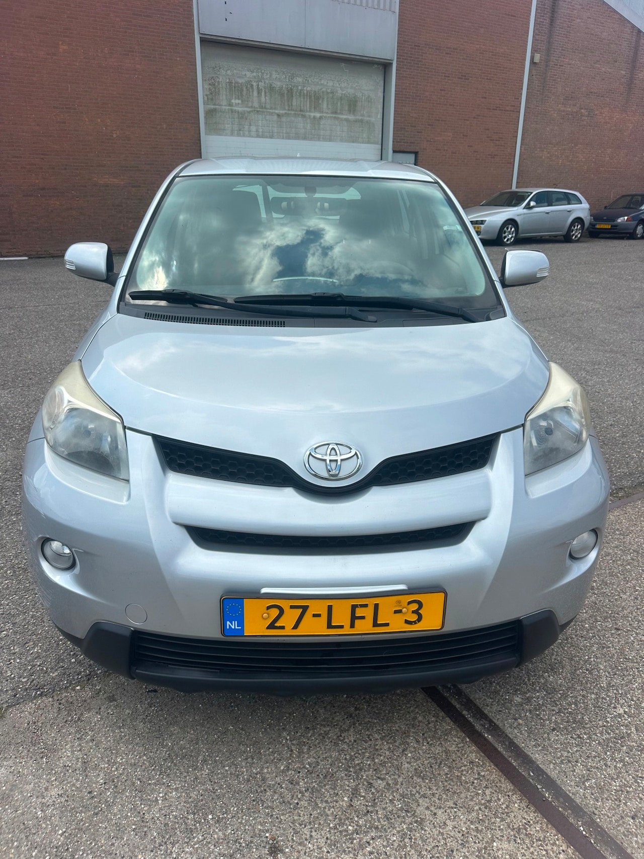 Toyota Urban Cruiser - 1.3 VVT-i Aspiration 1.3 VVT-i Aspiration - AutoWereld.nl