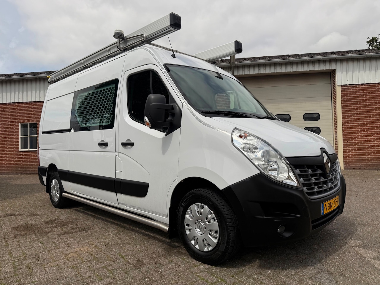 Renault Master - T35 2.3 dCi L2H2 automaat 170pk euro 6 airco cruise omvormer standkachel Stop & Start - AutoWereld.nl