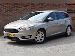 Ford Focus Wagon - 1.0 Titanium '17 Navi Airco Cruise Inruil mogelijk