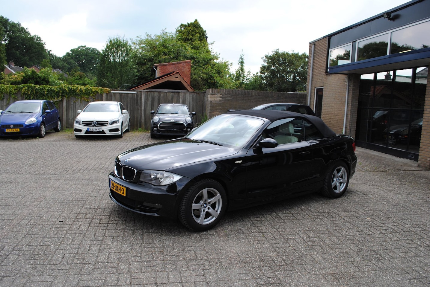 BMW 1-serie Cabrio - 118i High Executive 118i High Executive, AUTOMAAT, LEER. NAVI,ETC - AutoWereld.nl