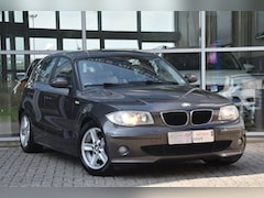 BMW 1-serie - 118d 5-Deurs | Leder | Stoelverwarming | Trekhaak | 1e Eigenaar