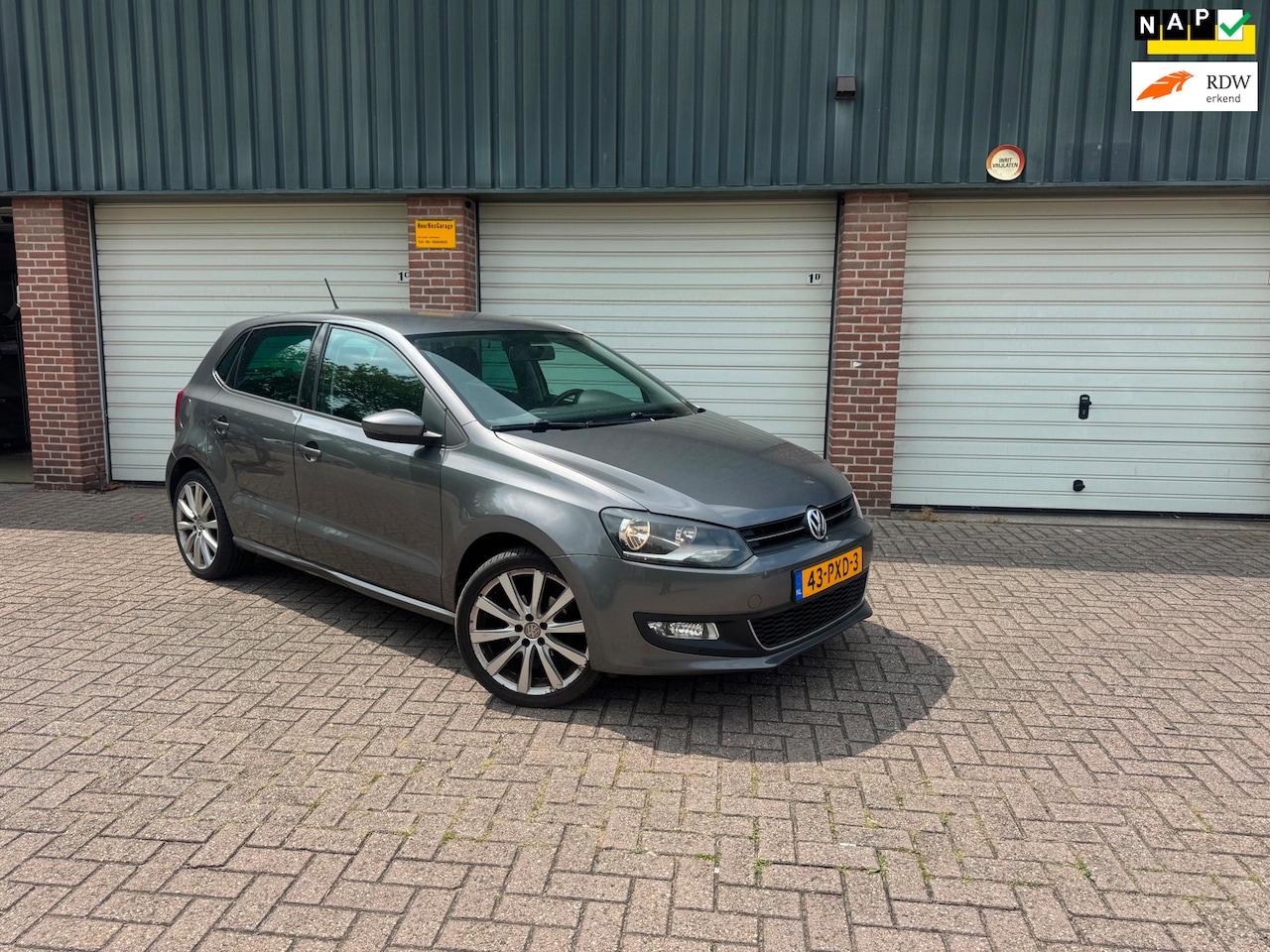 Volkswagen Polo - 1.2 TSI Highline Clima 5 Deurs - AutoWereld.nl