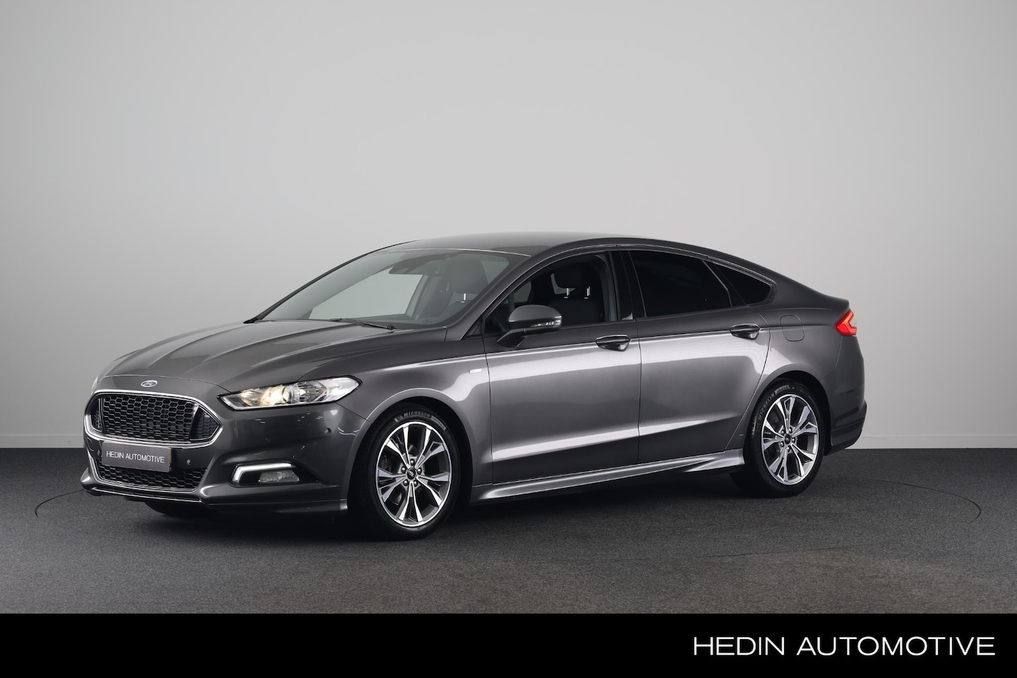 Ford Mondeo - 1.5 EcoBoost ST-Line 160pk | Winter Pack | Navigatie | Camera | PDC - AutoWereld.nl