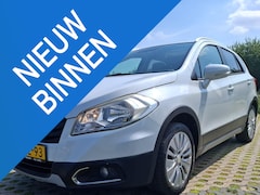 Suzuki SX4 S-Cross - 1.6 Exclusive Panoramadak, Sportvelgen, verwarmde voorstoelen