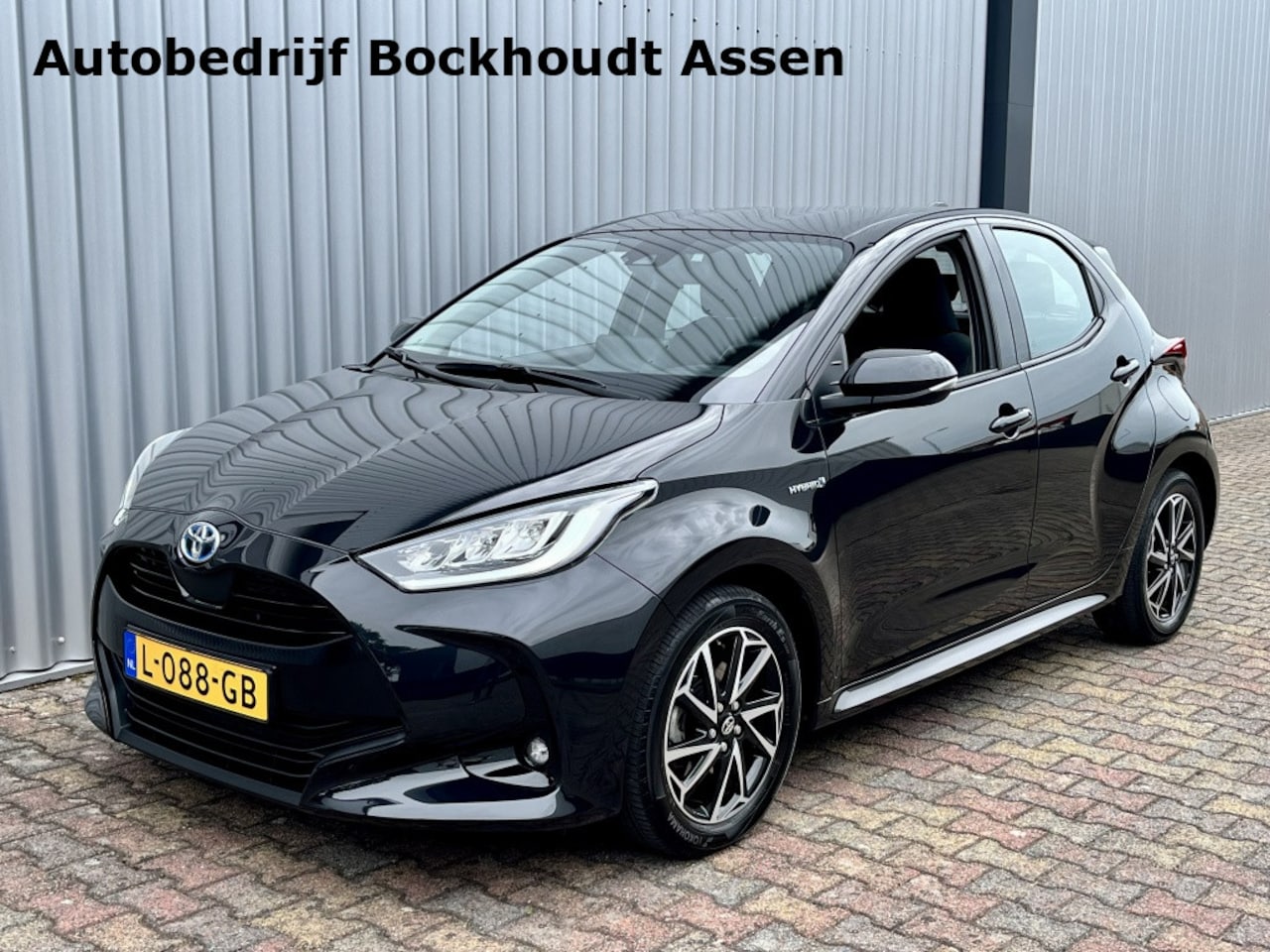 Toyota Yaris - 1.5 Hybrid Dynamic Camera | Lichtmetalen velgen | Cruise Control - AutoWereld.nl