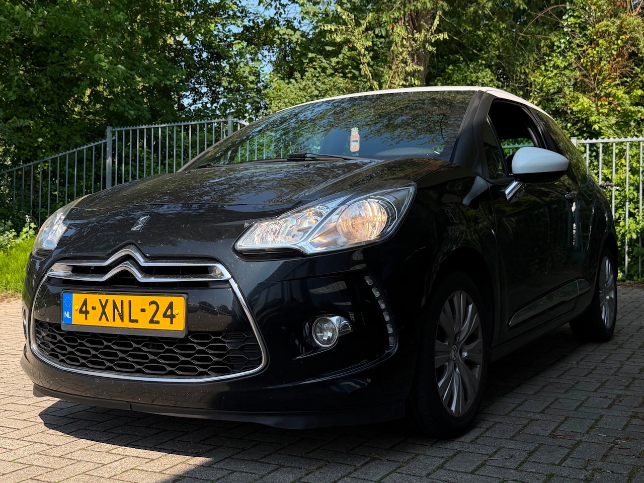 Citroën DS3 - 1.2 PureTech So Chic Cruise Control Nieuwe Apk Airco - AutoWereld.nl