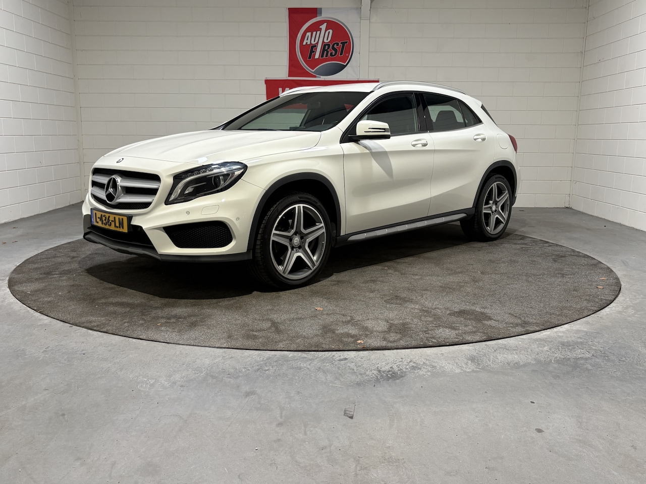 Mercedes-Benz GLA-Klasse - 200 Prestige 200 Prestige, Automaat, Nieuwstaat, Xenon, 19 inch Amg, Cruise, P.sensoren, Half leder, Na - AutoWereld.nl