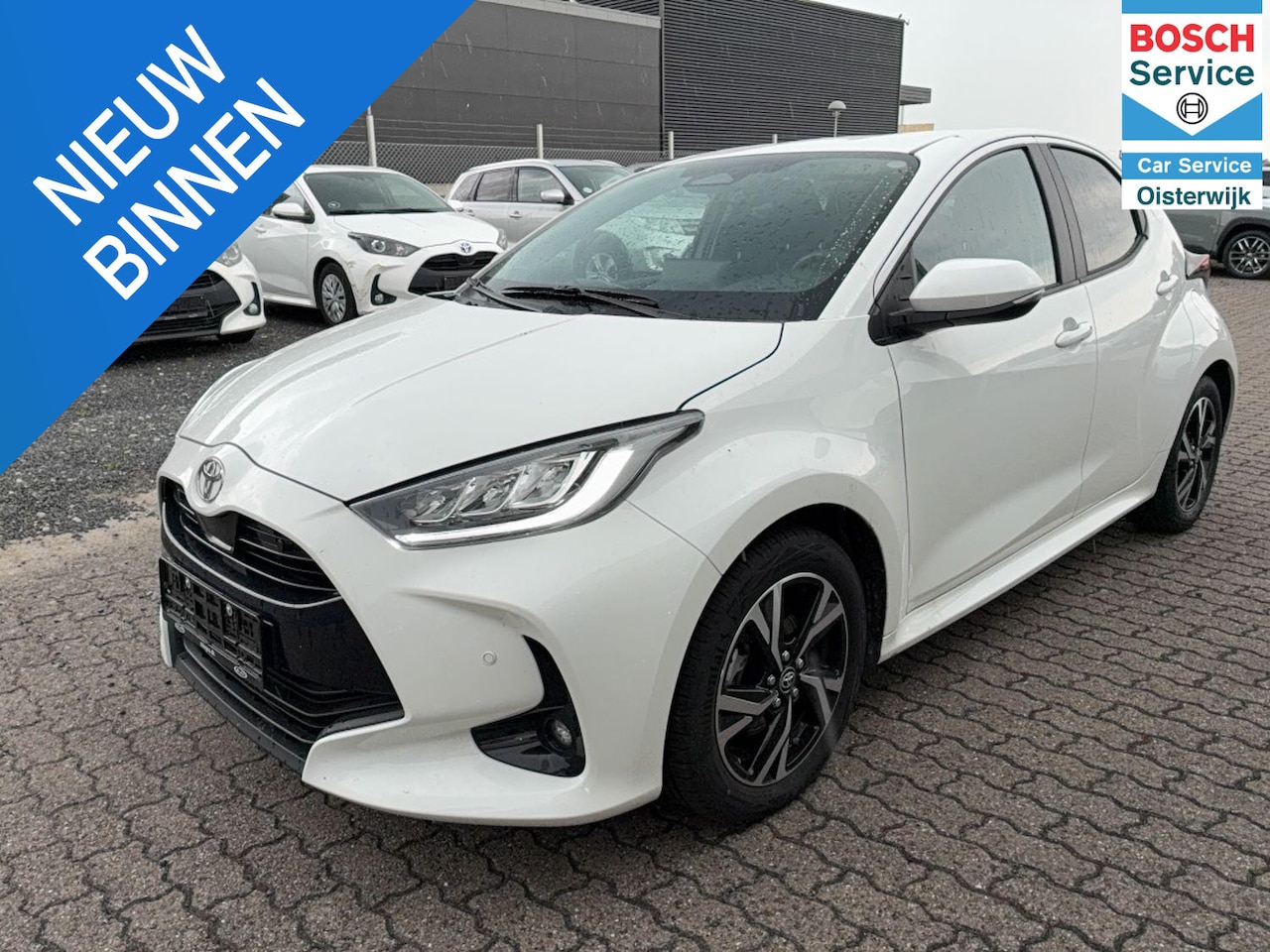 Toyota Yaris - 1.5 Hybrid 115 Business Plus - AutoWereld.nl