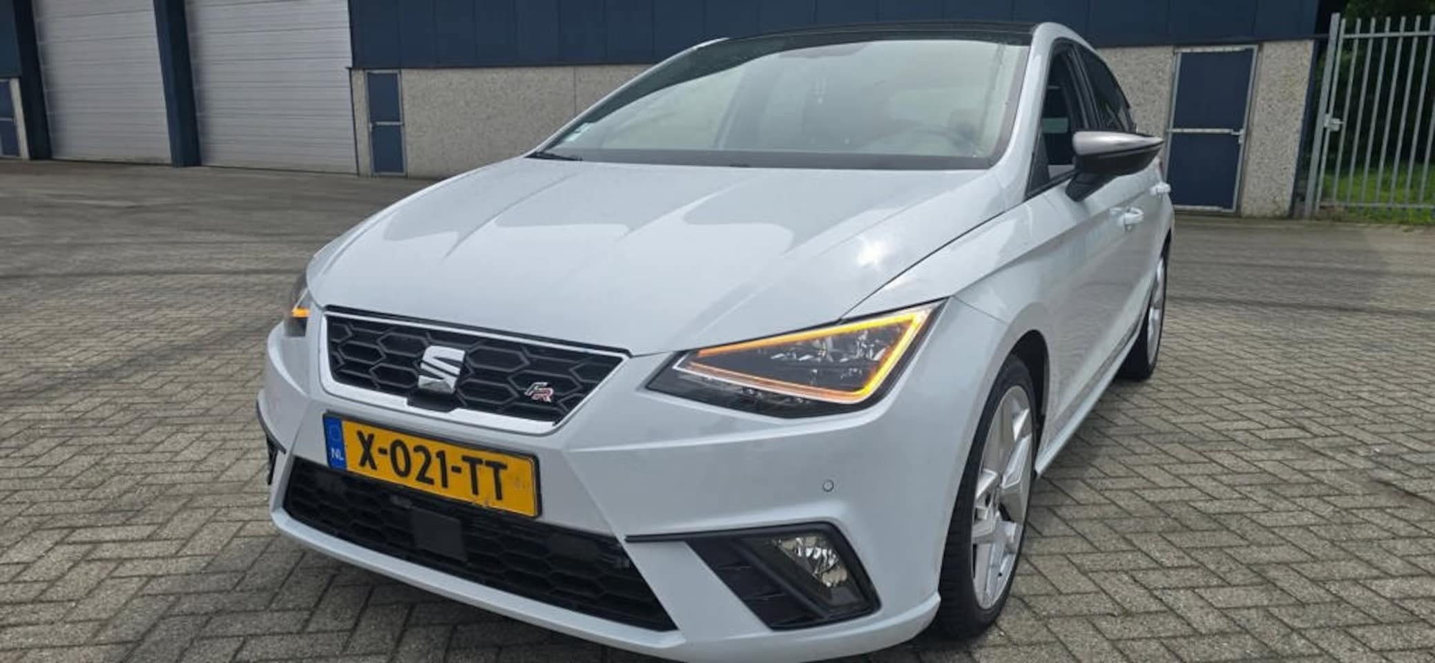 SEAT Ibiza - 1.0 TSI FR 1.0 TSI FR - AutoWereld.nl