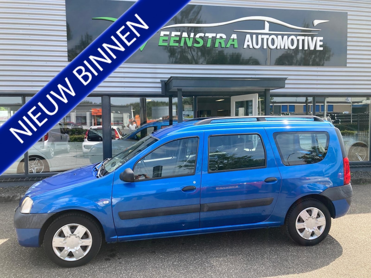 Dacia Logan MCV - 1.6 Lauréate. Mooie wagen. Airconditioning. Nw APK - AutoWereld.nl