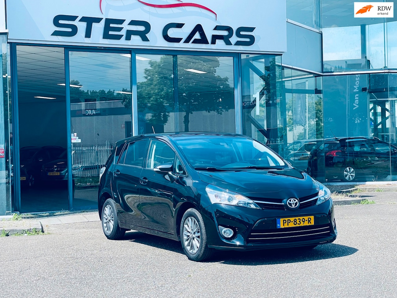 Toyota Verso - 1.8 VVT-i Aspiration 7p. cruise control achter camera - AutoWereld.nl