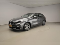 BMW 1-serie - 5-deurs 118i | LED | Leder | Navigatie | Sportstoelen | Stoelverwarming | DAB | Alu 17 inc