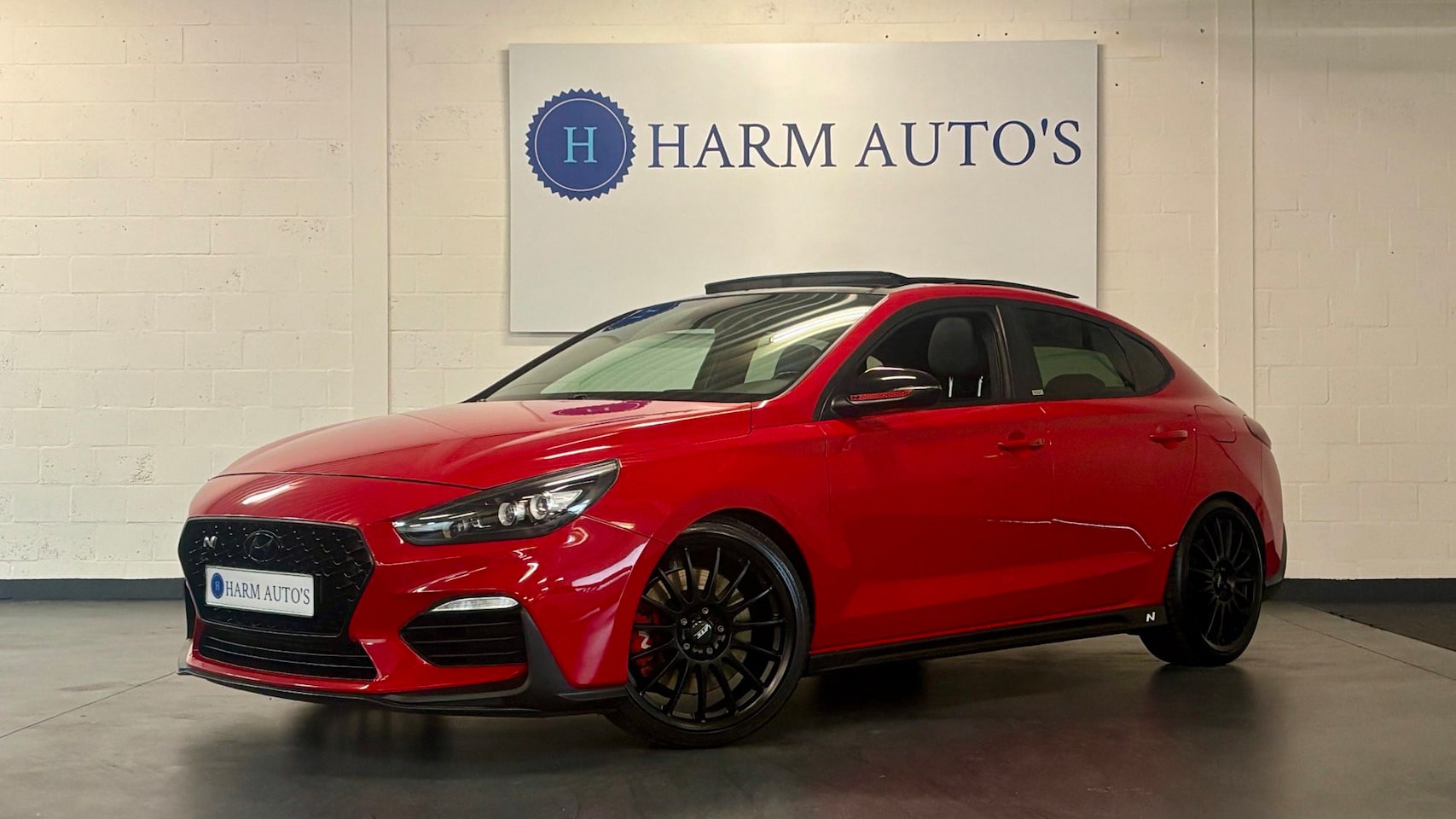 Hyundai i30 Fastback - 2.0 T-GDI N2 Performance 275pk Pano / Memory / CAM / Clima / PDC - AutoWereld.nl