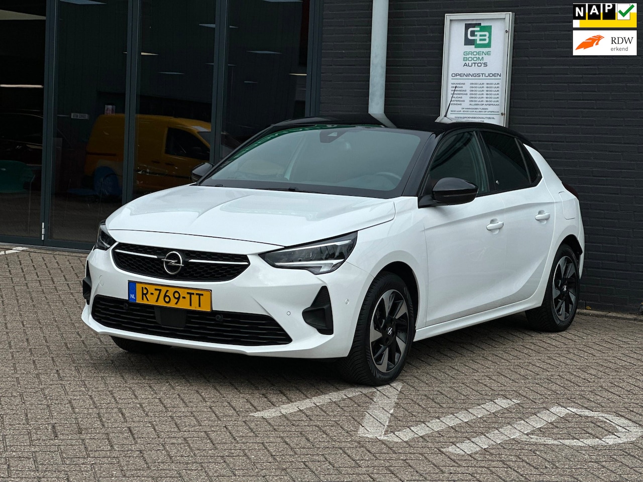 Opel Corsa-e - GS Line 50 kWh/CARPLAY/CAMERA/LED/NAVI/NL-AUTO NAP!! - AutoWereld.nl