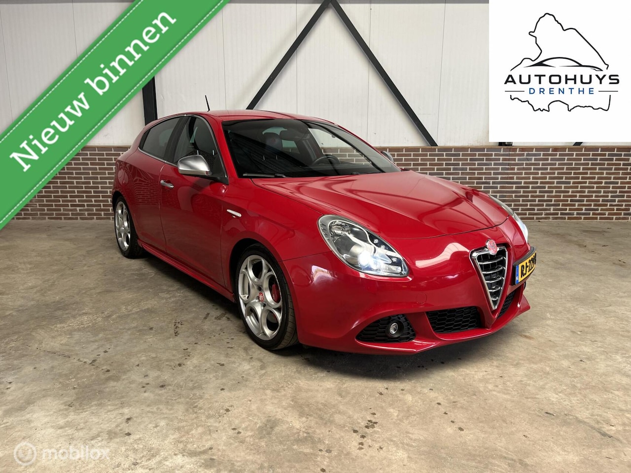 Alfa Romeo Giulietta - 2.0 JTDm Distinctive Bi-Xenon | Leder - AutoWereld.nl