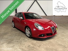 Alfa Romeo Giulietta - 2.0 JTDm Distinctive Bi-Xenon | Leder