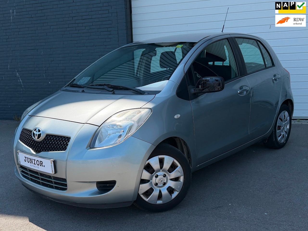 Toyota Yaris - 1.3 VVTi Sol AIRCO/ELKPAKKET/5DEURS/NAP - AutoWereld.nl