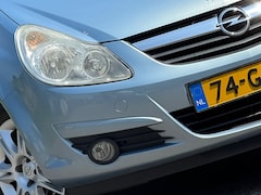 Opel Corsa - 1.4-16V Cosmo | Ice Blue | Cruise/Fietsendrager/Airco/LMV - Keurig