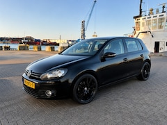 Volkswagen Golf - 1.4 TSI Highline - NAP - AUTOMAAT - NEW APK - AIRCO - KEYLES GO - STARTSOP - PARKEERSENSOR