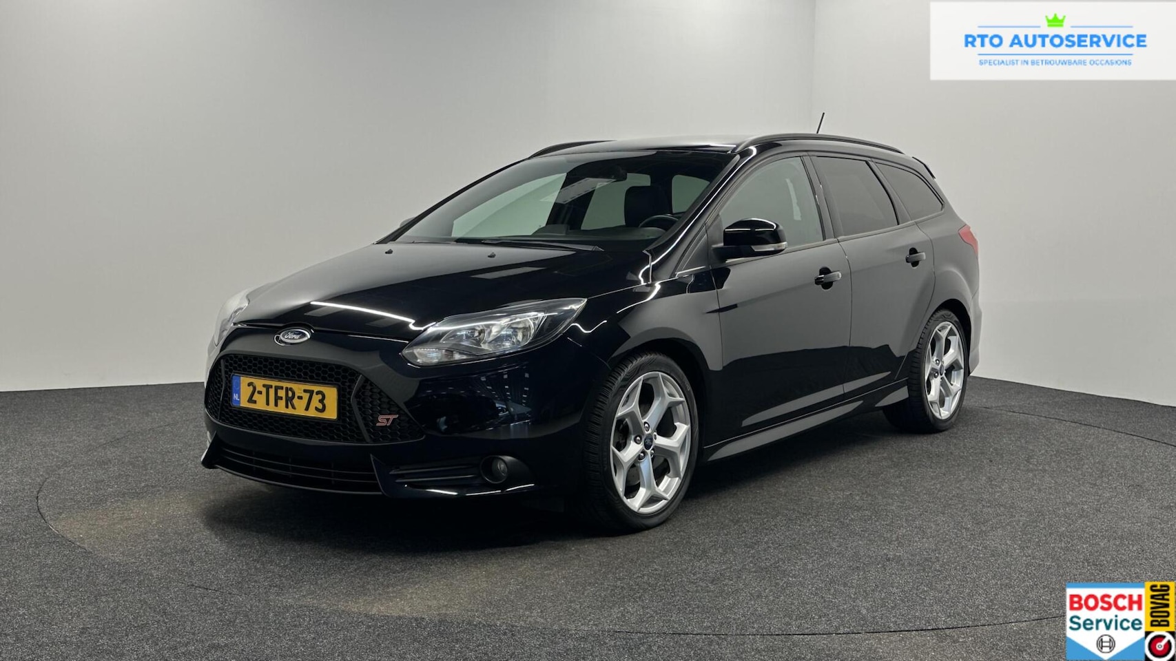 Ford Focus Wagon - 2.0 EcoBoost ST-3 NAVI CRUISE LM. - AutoWereld.nl