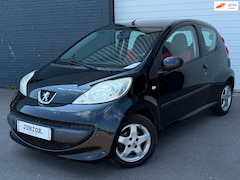 Peugeot 107 - 1.0-12V XS Urban Move AIRCO/TOERENTELLER/ELKPAKKET/LMV