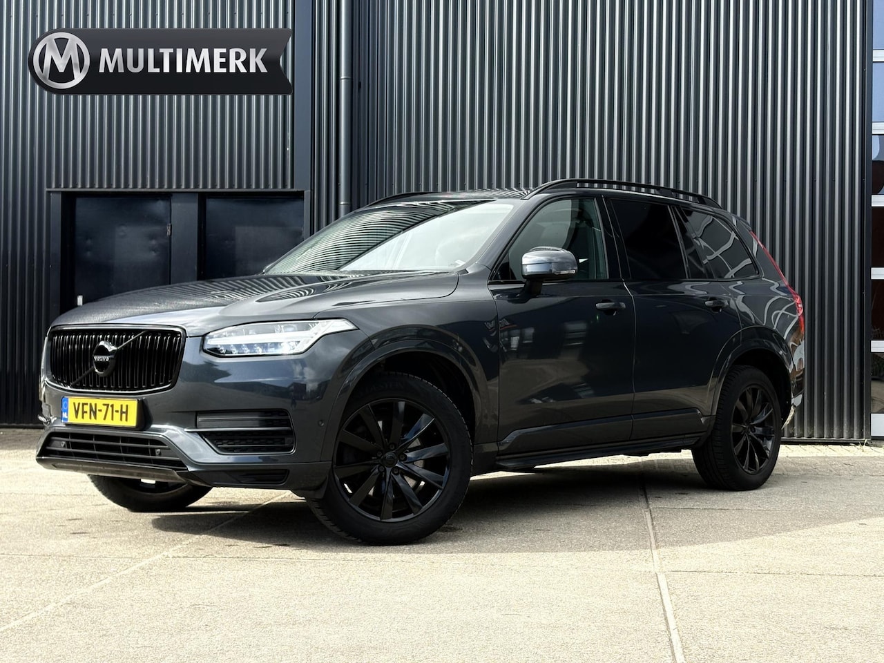 Volvo XC90 - 2.0 D5 235pk AWD | GRIJSKENTEKEN | PANO | STOELVERWARMING | LED | AUT - AutoWereld.nl