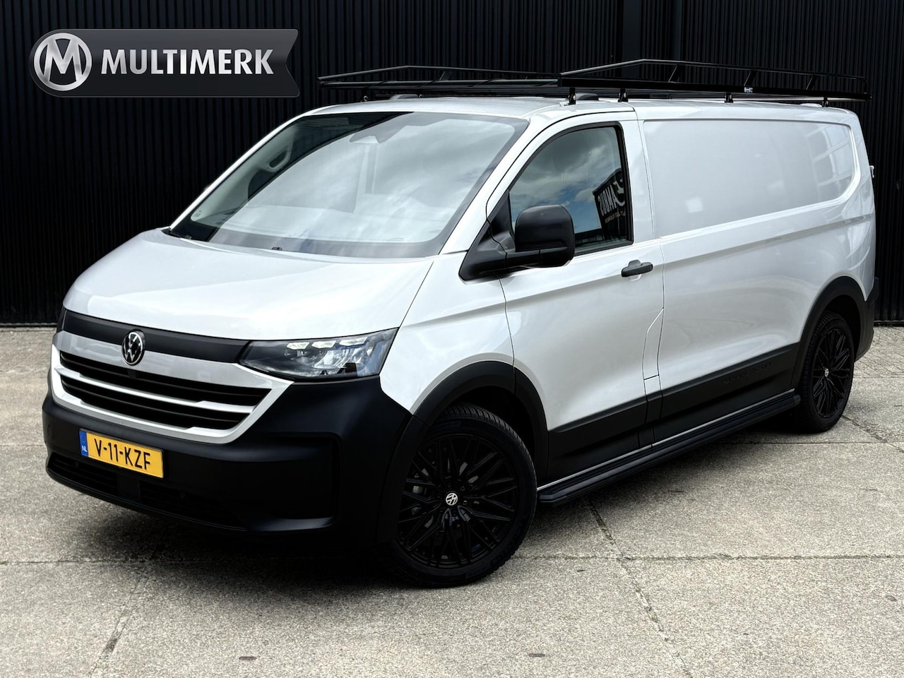 Volkswagen Transporter - 2.0 TDI L2H1 PanAmericana | STOELVERW. | DIGITAL COCKPIT | STUURWIELBEDIENING | CAMERA - AutoWereld.nl